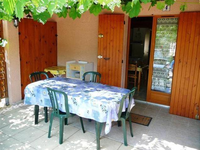 Mazet De Vacances Dans Le Domaine De L'Espai Saint-Martin-de-Brômes Buitenkant foto
